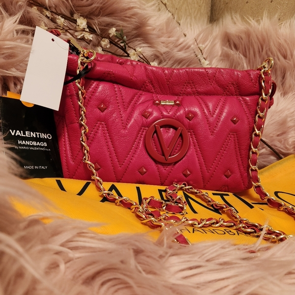 NWT Valentino Cross Body Quilted Bag (Lipstick Red) - Picture 3 of 7